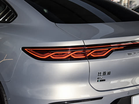2026�� EV �Ǽݰ� 705KM����������