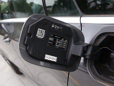 2025�� CLA 200 ���ܳ�