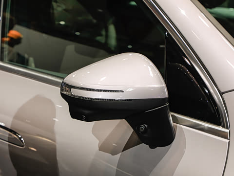 2026�� ����� 350 L 4MATIC