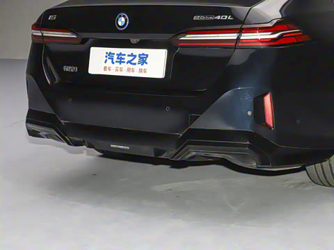 2025�� eDrive 40L M�˶���װ