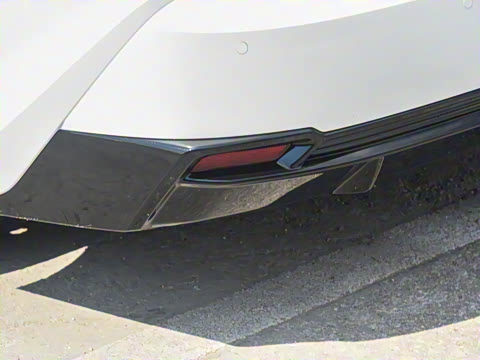 2026�� 2.0S �˶���