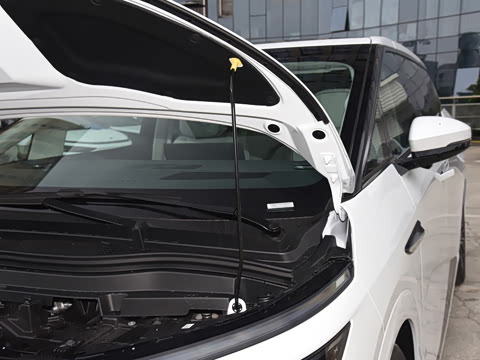 2026�� ���� 750 Ultra