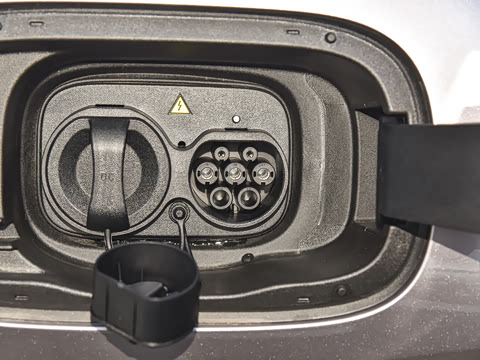 2026�� ������������� 730������