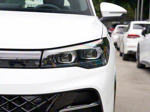 2026�� PRO 380TSI ���� R-Line �����