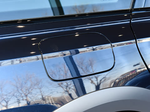 2025�� allroad quattro 55 TFSI ��̽�ռ�