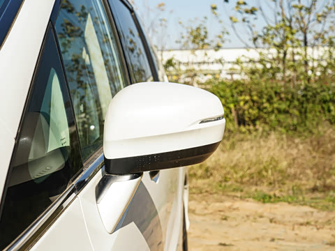 2026�� 2.0L e:HEV ��ҫ����