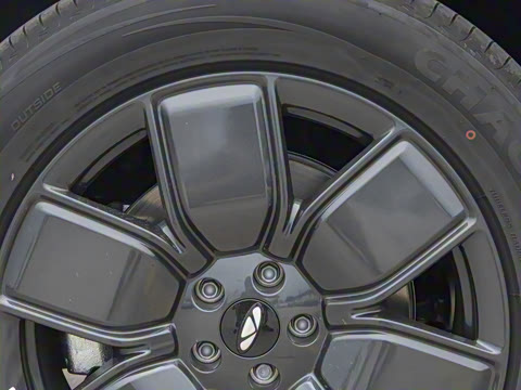 2025�� 215���а�