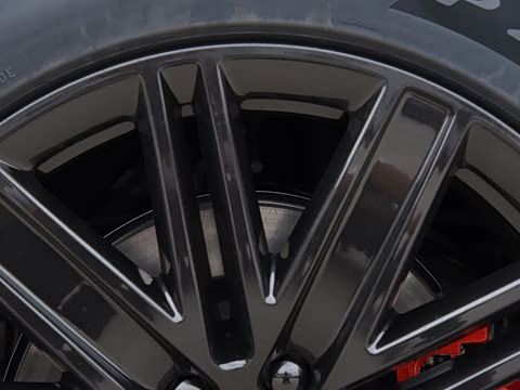 2025�� ���� Ultra�� 53.4kWh 6���� (896�߼����״