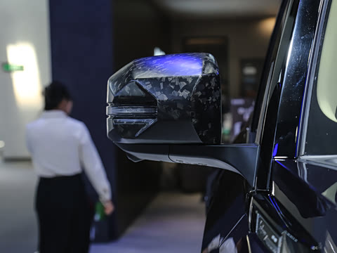 2025�� M900 ������