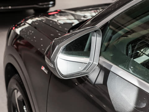 2025�� quattro 45�����ذ� 35TFSI  ��ȡ������