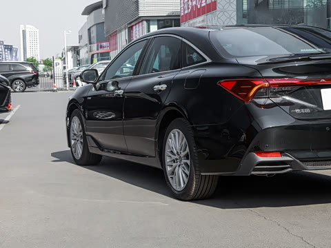 2026�� ˫�� 2.5L XLE����