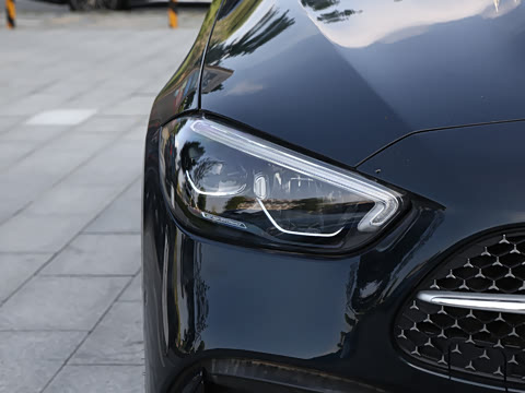 2025�� �Ŀ� C 200 L �˶���