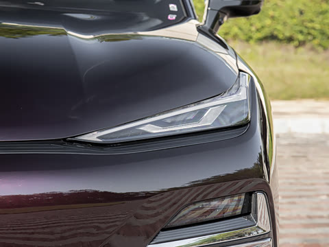 2026�� 225km EM-P Զ�����ǺӰ�+ҫҹ��װ