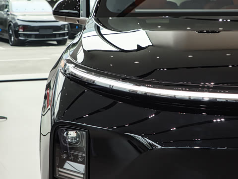 2025�� Pro ���ܻ��°�