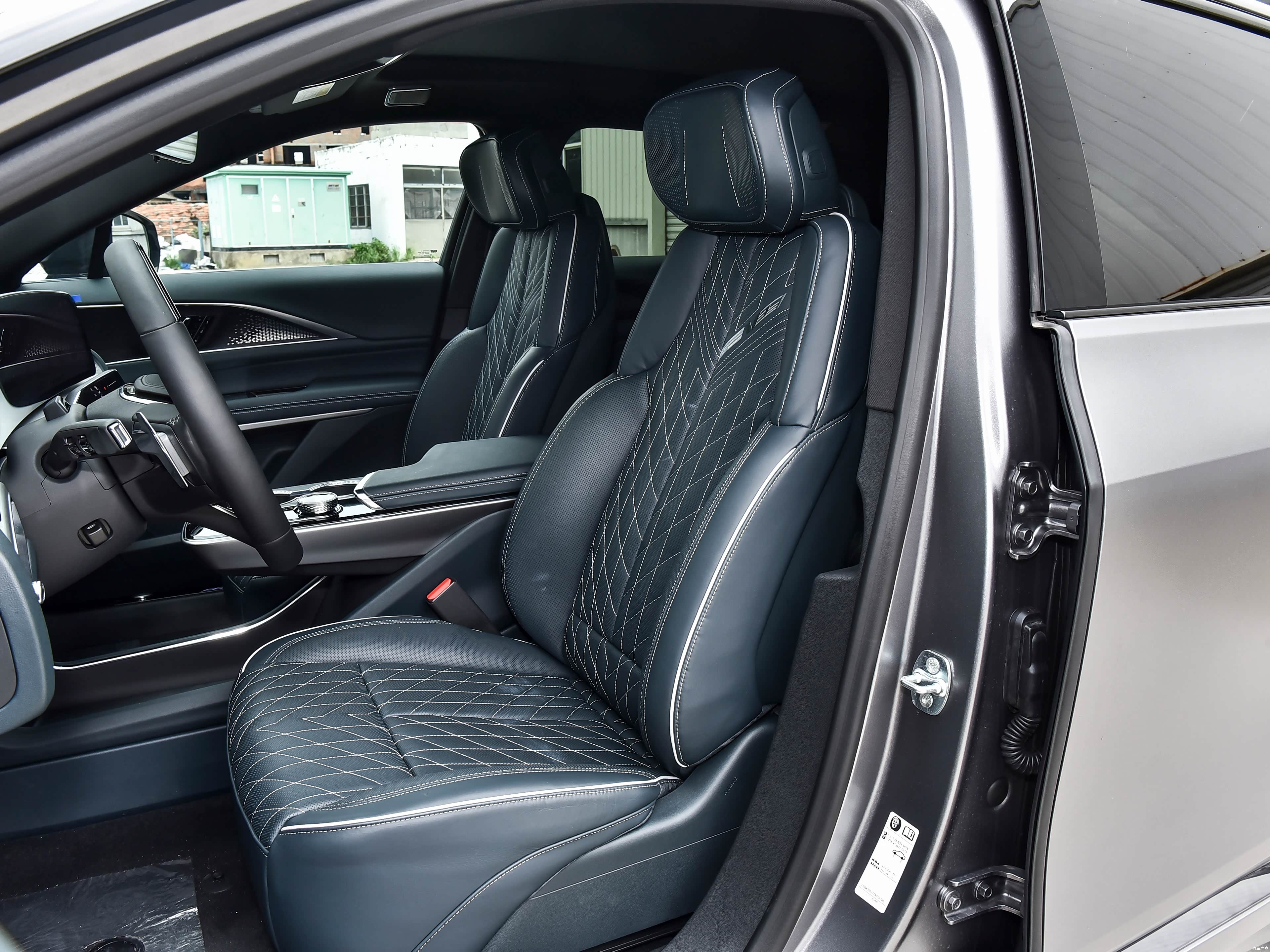 Cadillac IQ, миниатюра 20