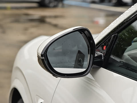 2026�� Ultra ���������