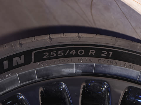2025�� ���� Ultra�������� (896�߼����״