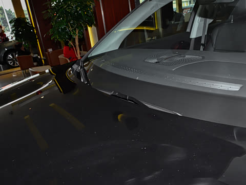 2025�� �Ŀ�  2.0T PHEV ����200��������� 6��