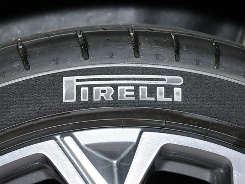 2026�� 2.0T �߹��� �˶���