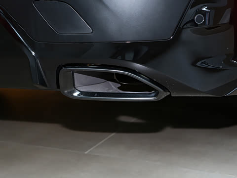 2026�� 330Li �����