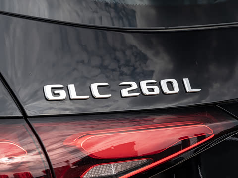 2026�� �Ŀ� GLC 260 L 4MATIC ������