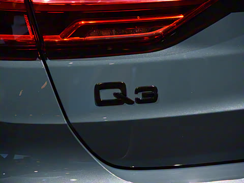 2025�� quattro 45�����ذ� 45TFSI quattro ʱ�ж�����