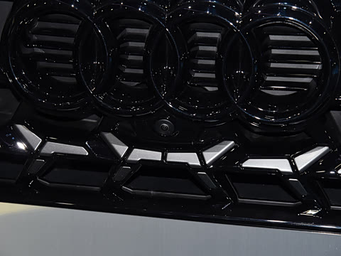 2025�� quattro 45�����ذ� 45TFSI quattro ʱ�ж�����