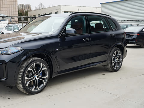 2026�� �Ŀ� xDrive 40Li M�˶���ҹ��װ