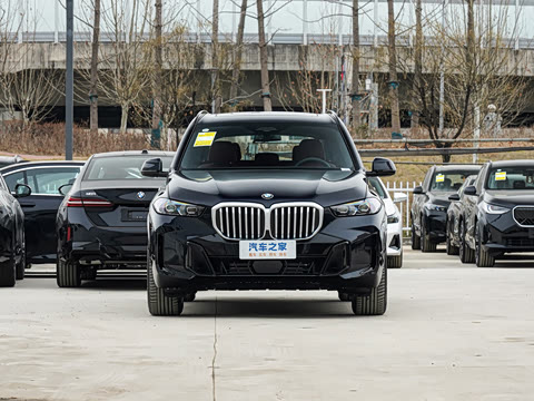 2026�� �Ŀ� xDrive 40Li M�˶���ҹ��װ