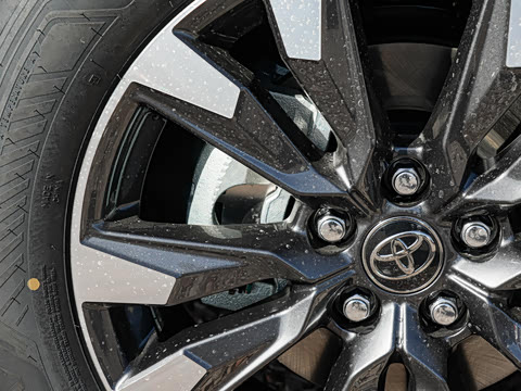 2026�� 2.0L ����������