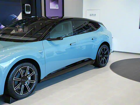 2026�� �ȷ�quattro��