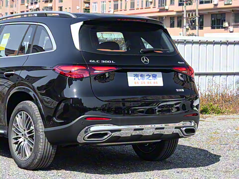 2026�� GLC 300 L 4MATIC ������ 7��