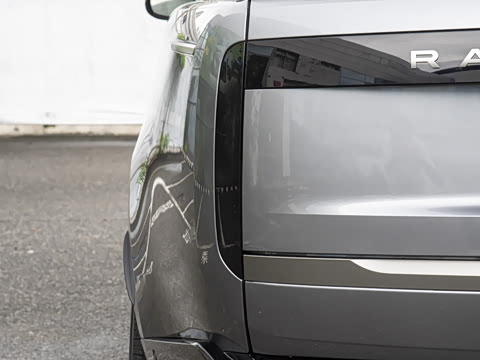 2026�� 3.0 L6 400PS HSE�����