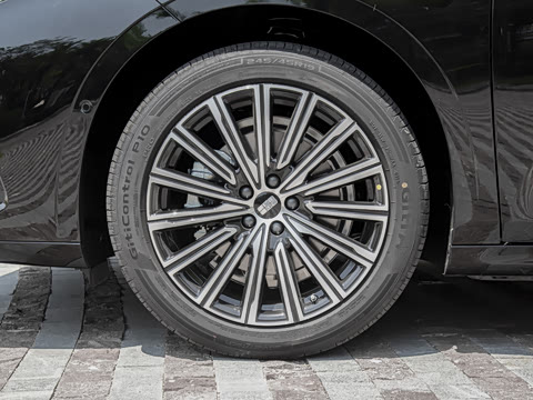 2026�� 225km EM-i Զ�����ǺӰ�