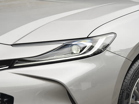 2026�� ˫�� 2.0HE ��Ӣ��