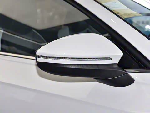 2026�� L 300TSI DSG ��Ӣ��