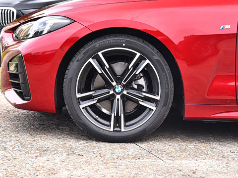 2026�� 425i M�˶���װ