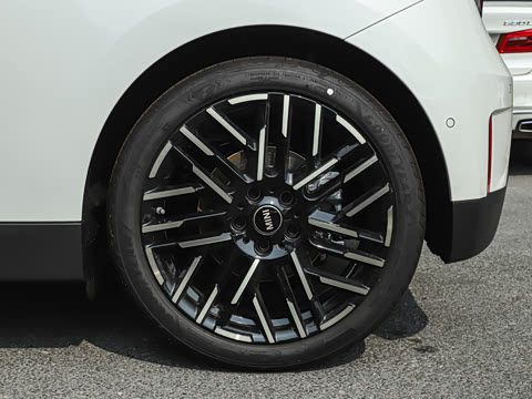 2026�� 463km COOPER SE ������