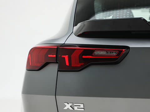 2026�� M35i