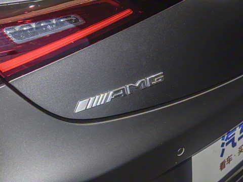 2025�� AMG CLE 53 4MATIC+ ���ܳ�