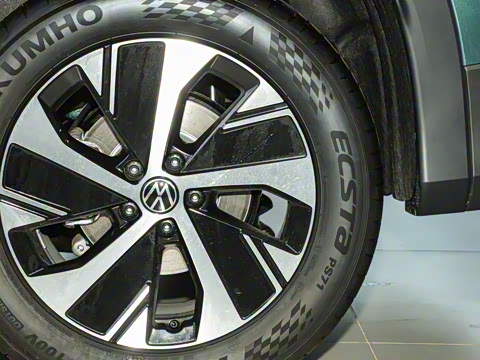 2025�� ̽��L 300TSI ������Ӣ