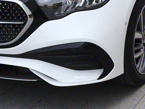 2025�� �Ŀ� E 300 L ʱ���˶���