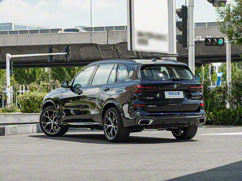 2025�� xDrive 30Li ������M�˶���ҹ��װ