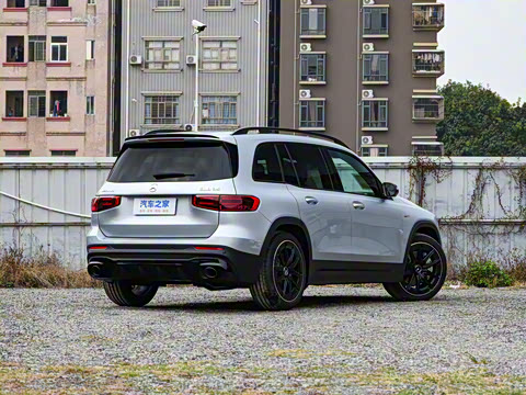 2026�� AMG GLB 35 4MATIC