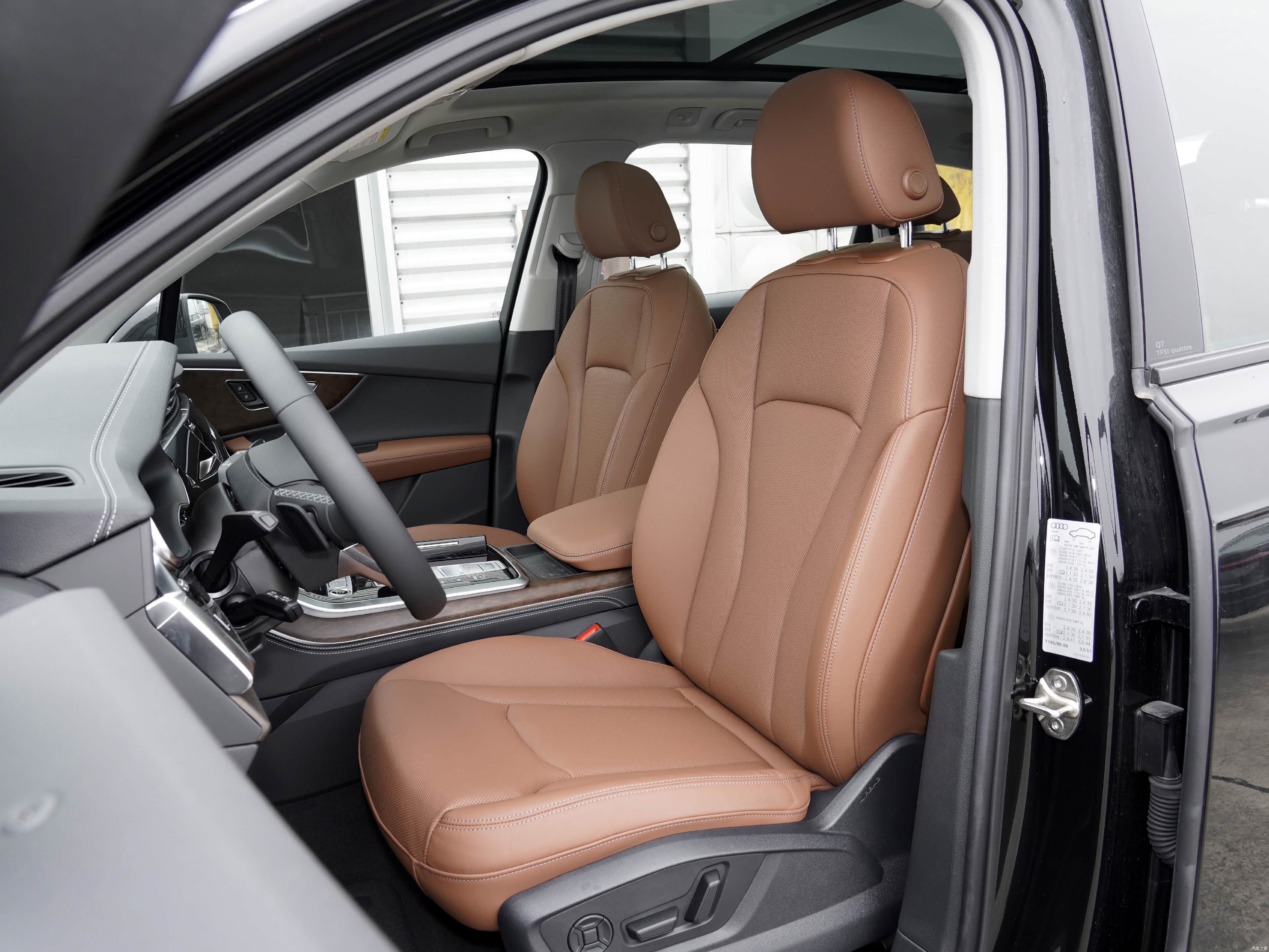 Audi Q7, миниатюра 20