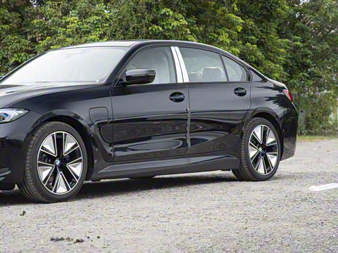 2026�� eDrive 40 L ��ҹ�˶���װ