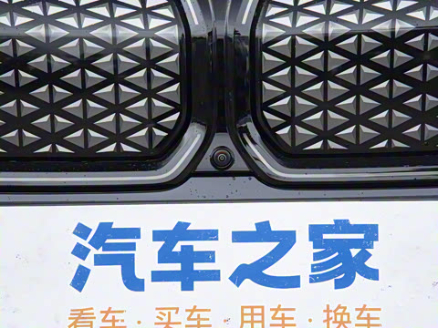 2026�� eDrive 40 L ��ҹ�˶���װ