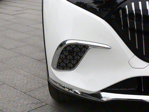 2025�� EQS 680 ���ݰ�