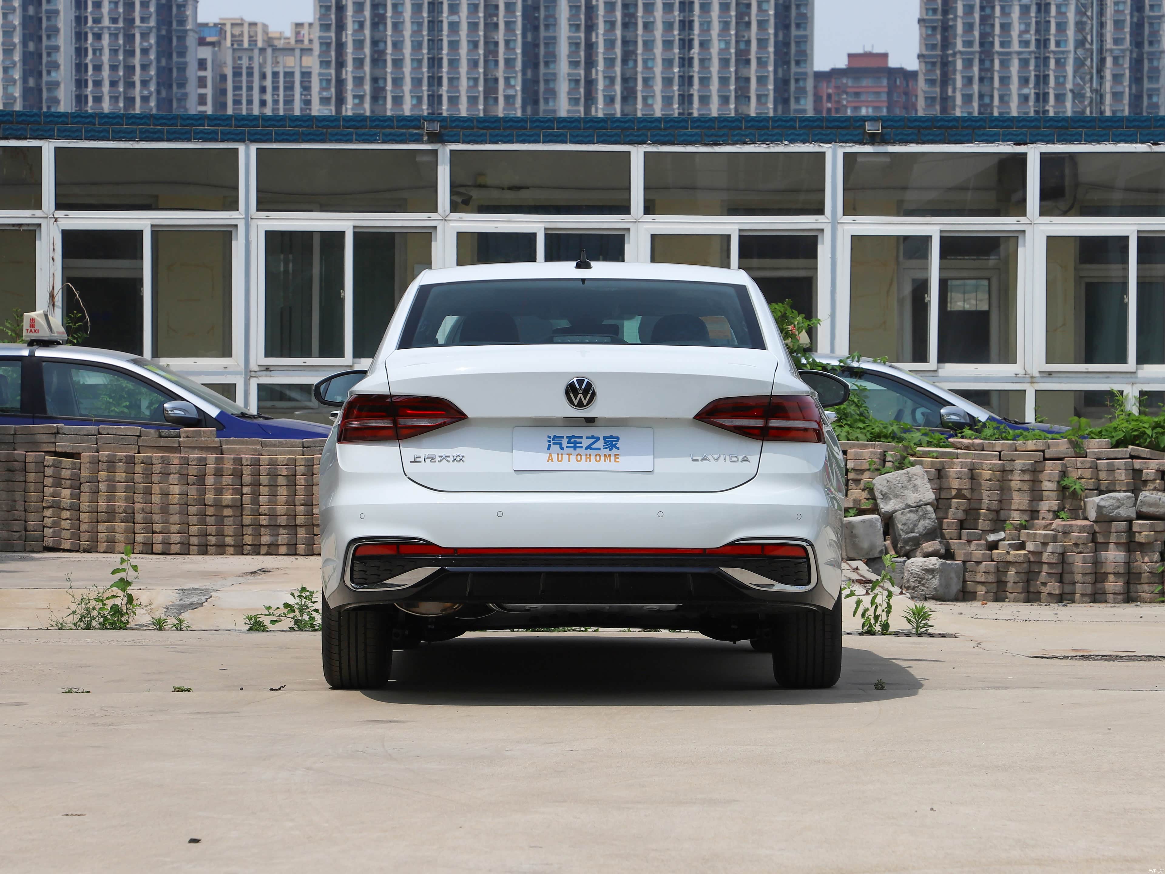 Volkswagen Lavida, миниатюра 6