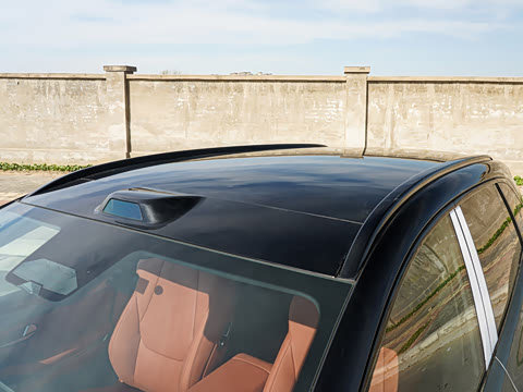 2025�� DM 215KM�����״��콢��